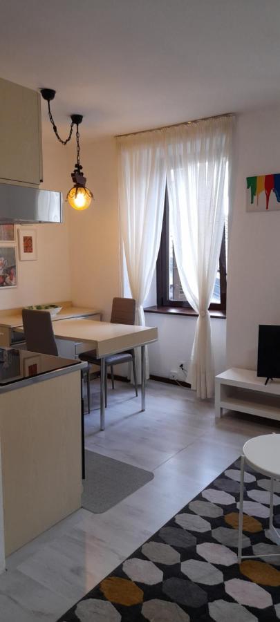 Anna'S Home ☆ Campione dʼItalia 외부 사진